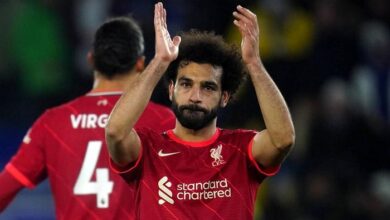 صورة جماهير ليفربول الغاضبة تطالب بالتخلص من محمد صلاح فورا