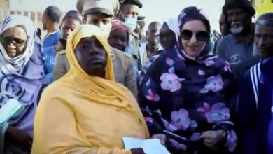 صورة قطاع العمل الاجتماعي يوزع مساعدات على 140 أسرة متضررة من مياه الأمطار الأخيرة