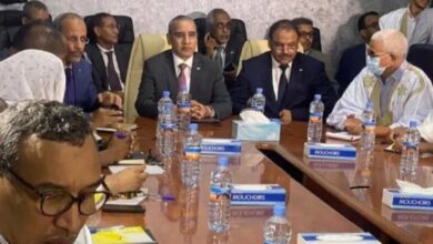 صورة الحكومة تقدم مقترحات حول الانتخابات المقبلة في اجتماعها بالأحزاب السياسية