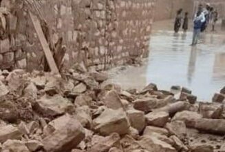 صورة عمدة أطار يستغيث بالسلطات لإقناذ المتضررين من الأمطار