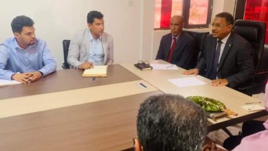 صورة مدير معادن موريتانيا يحث طاقم المؤسسة على ضرورة العمل بروح الفريق