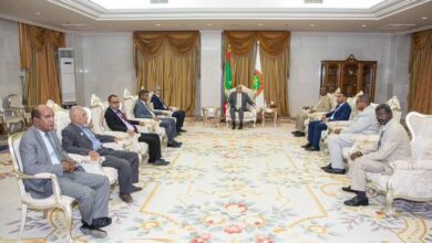 صورة غزواني يلتقي النقيب المنتخب للهيئة الوطنية للمحامين وأعضاء مجلس الهيئة