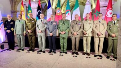 صورة اجتماع لقادة أركان الدول الأعضاء في مبادرة 5+5 دفاع