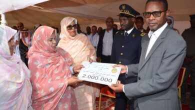 صورة الوزير الأول يشرف على دعم قدرات ا تحادات تعاونيات نساء مقاطعة بنشاب
