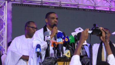صورة أحد المترشحين يتعهد بتعيين النساء في مناصب سيادية
