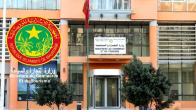 صورة وزارة التجارة تضبط منتحل صفة وكيل حماية المستهلك وتحــذر من عمليـات الابتــزاز
