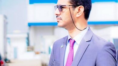 صورة الهجرة غير النظامية بين سيادة الدولة وابتزاز الخطاب العرقي : بقلم محمد افو