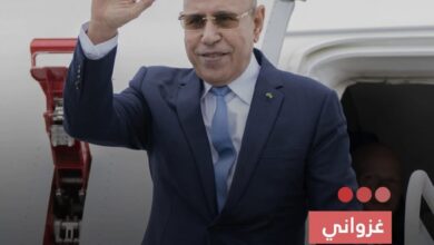صورة غزواني يجري مباحثات مع نظيره التشادي خلال توقف فني في انجامينا