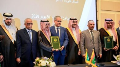 صورة وزير الطاقة يشرف على توقيع اتفاقيات مشروع محطة كهربائية غازية بقدرة 230 ميغاوات في ندياكو