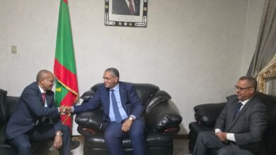 صورة مباحثات لتعزيز الشراكة بين الموريتانية للطيران وآسكاي وتوسيع الربط الجوي الإفريقي