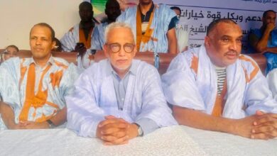 صورة منسق العمل الحزبي بنواكشوط الغربية يترأس لقاءً لأطر ومناضلي حزب الإنصاف
