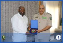 صورة قائد أركان الدرك الوطني يبحث مع بعثة أممية تطوير تكوين وحدات حفظ السلام