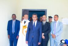 صورة وزير الشؤون الإسلامية يؤدي زيارة تفقد لديوان الوزارة ودار المصحف الشريف