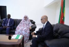 صورة مفوض حقوق الإنسان يبحث مع رئيسة مرصد حقوق المرأة تعزيز الشراكة والتنسيق